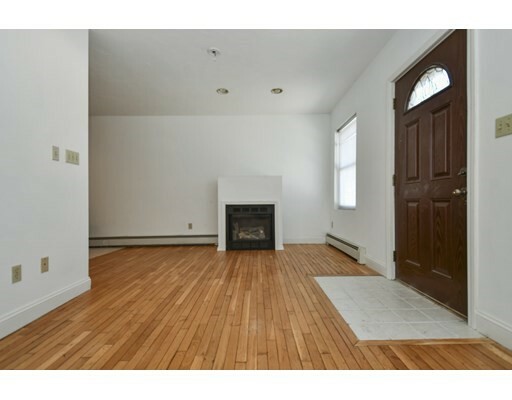 Property Photo: 211 River Street 2 MA 01832