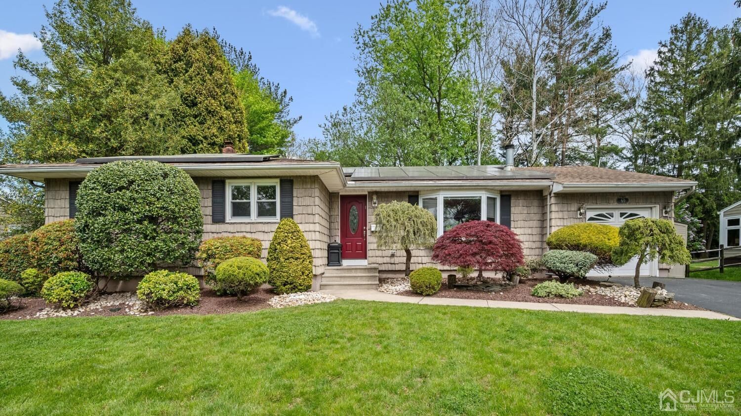 Property Photo:  60 Jensen Street  NJ 08816 