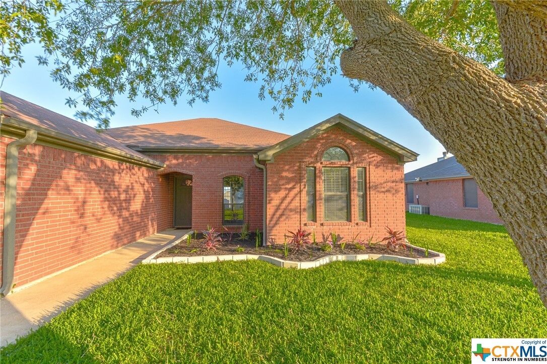 Property Photo:  5502 Durango Drive  TX 76542 