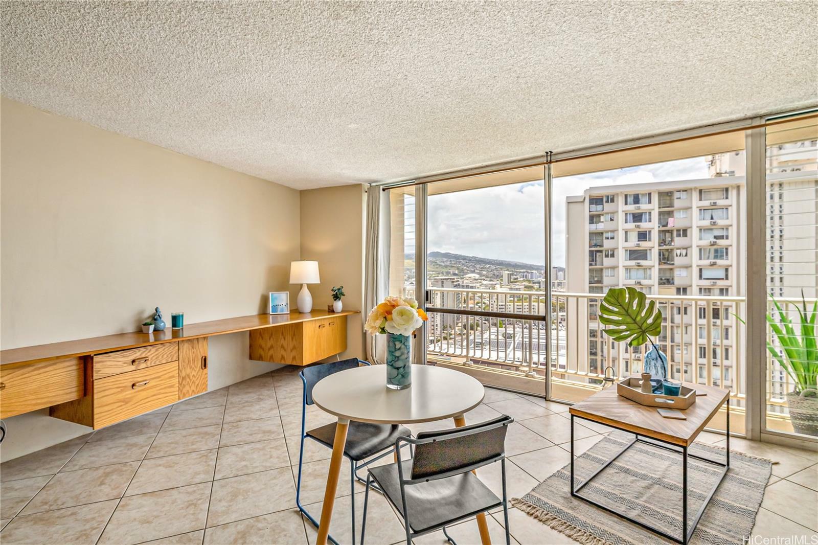 Property Photo: 750 Amana Street 1807 HI 96814