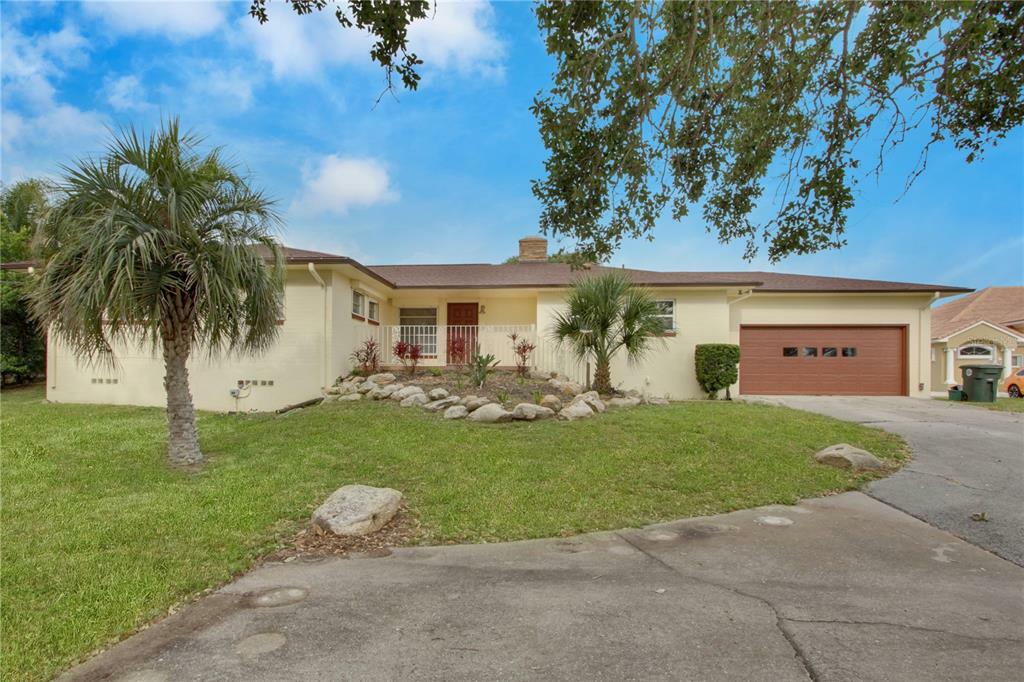Property Photo: 2702 S Peninsula Drive FL 32118