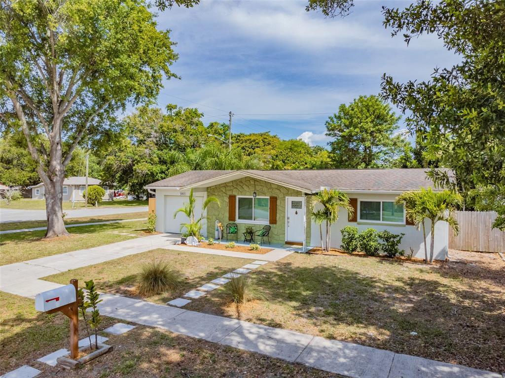 Property Photo: 3991 43rd Ave N FL 33714