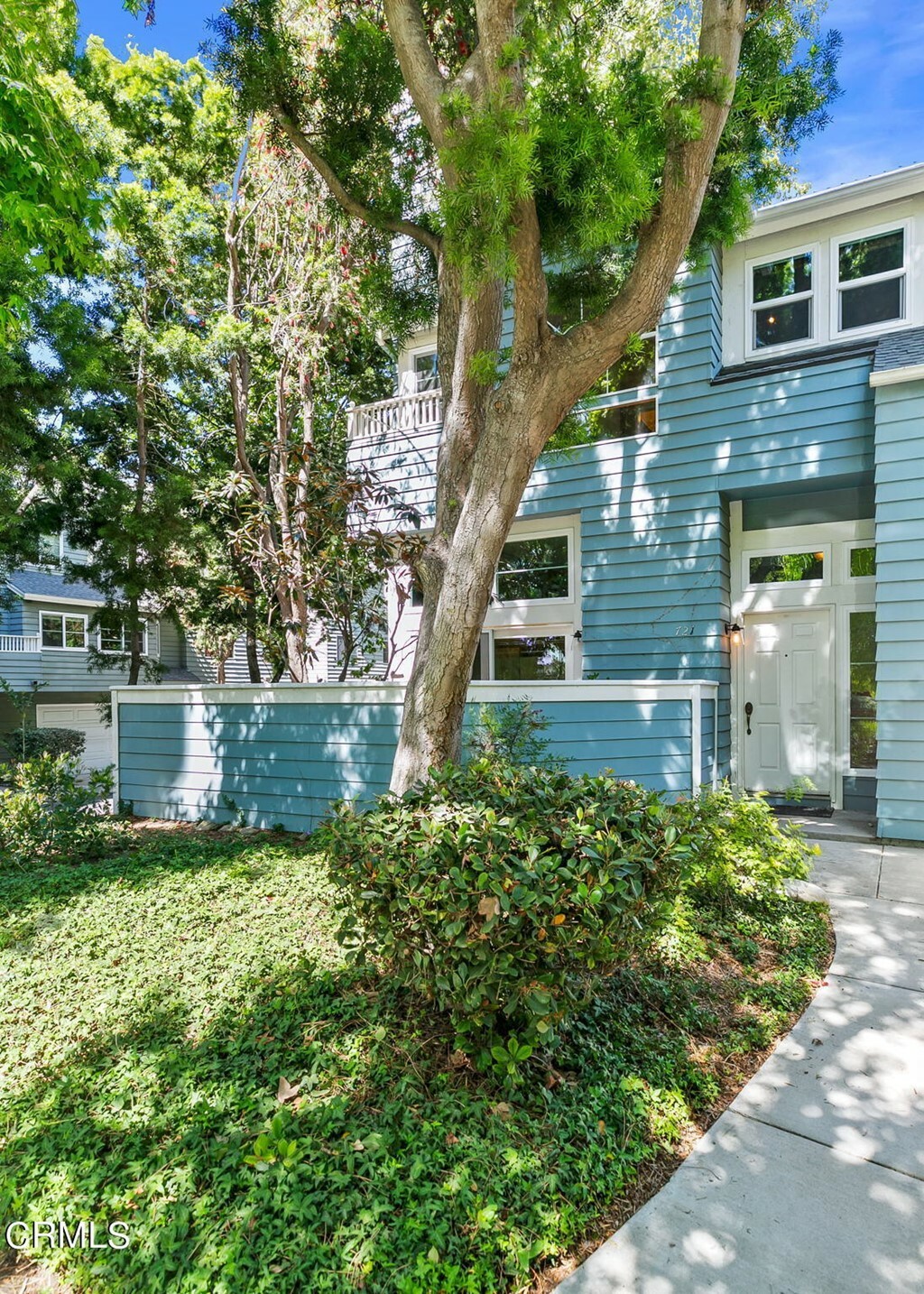 Property Photo:  721 Balfe Street  CA 93003 