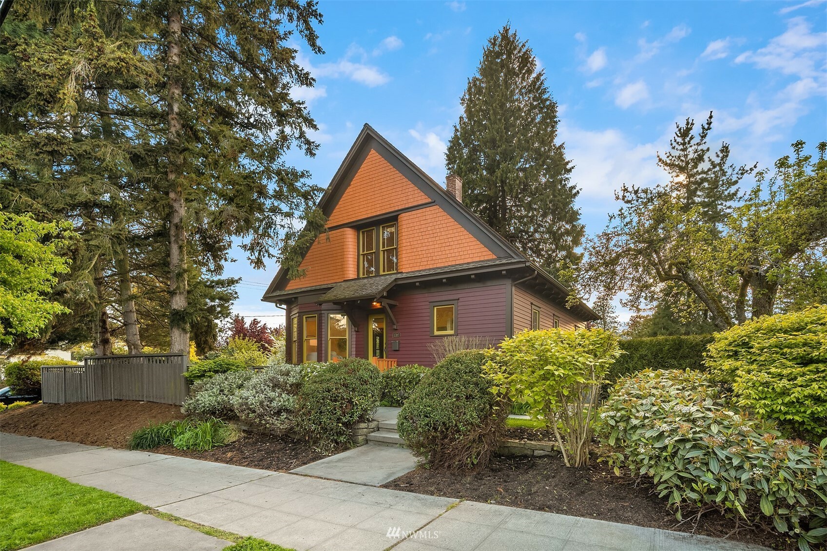 Property Photo: 5707 30th Avenue NW WA 98107