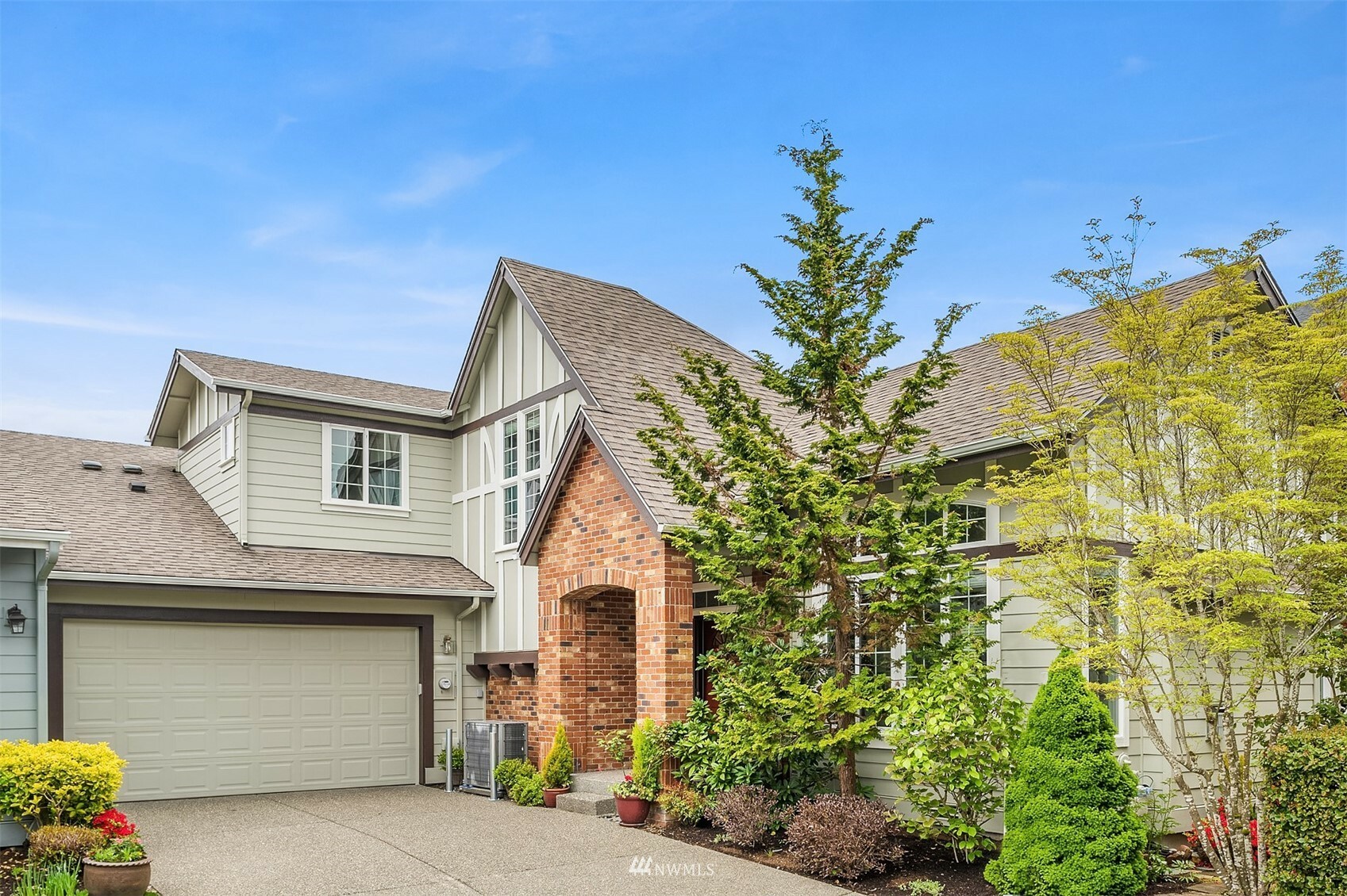 Property Photo: 23632 NE Twinberry Way WA 98053