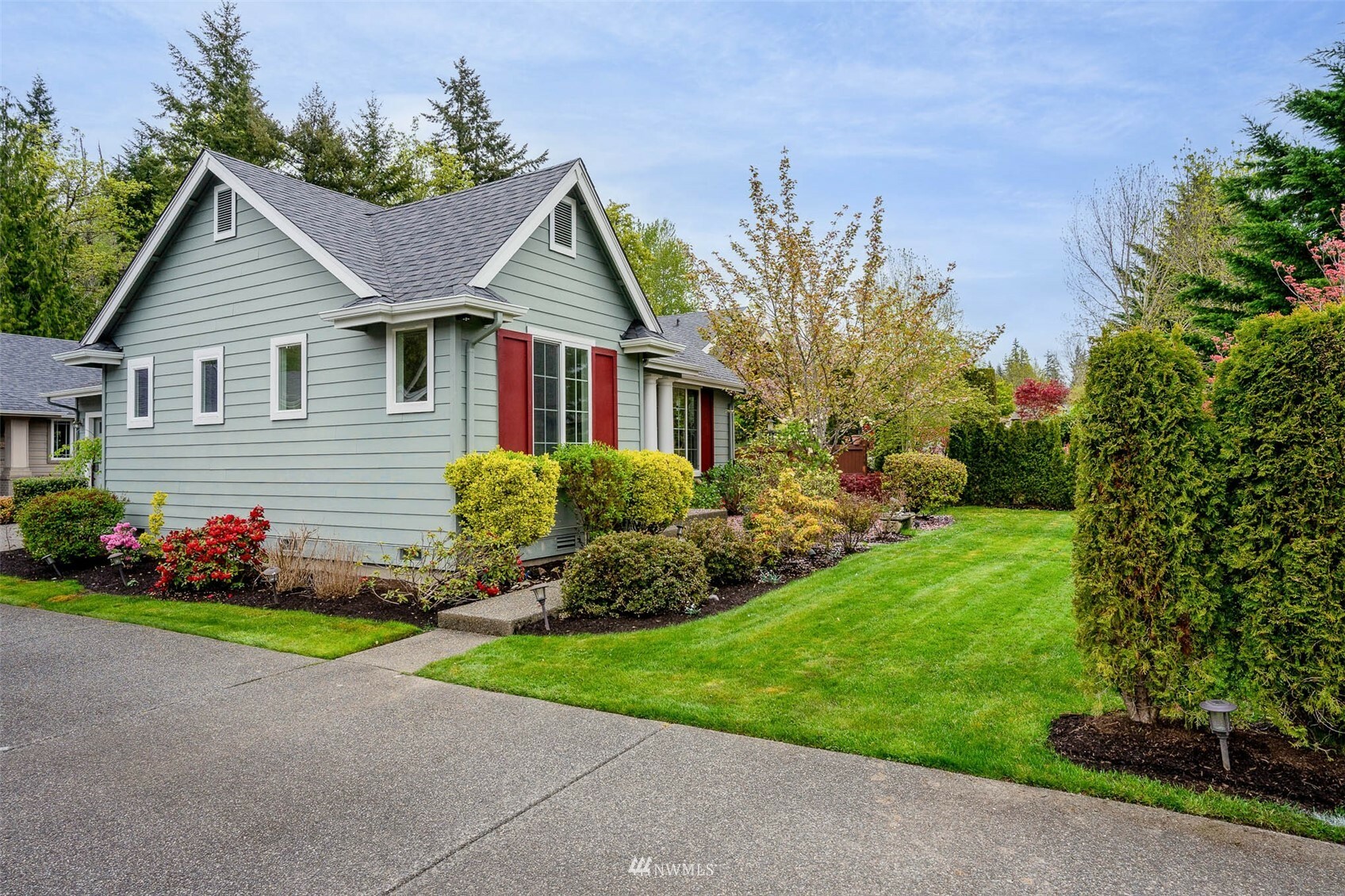 Property Photo:  13538 Adair Creek Way NE  WA 98053 