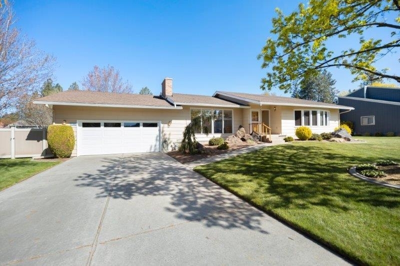Property Photo: 4019 E Sumac Dr WA 99223