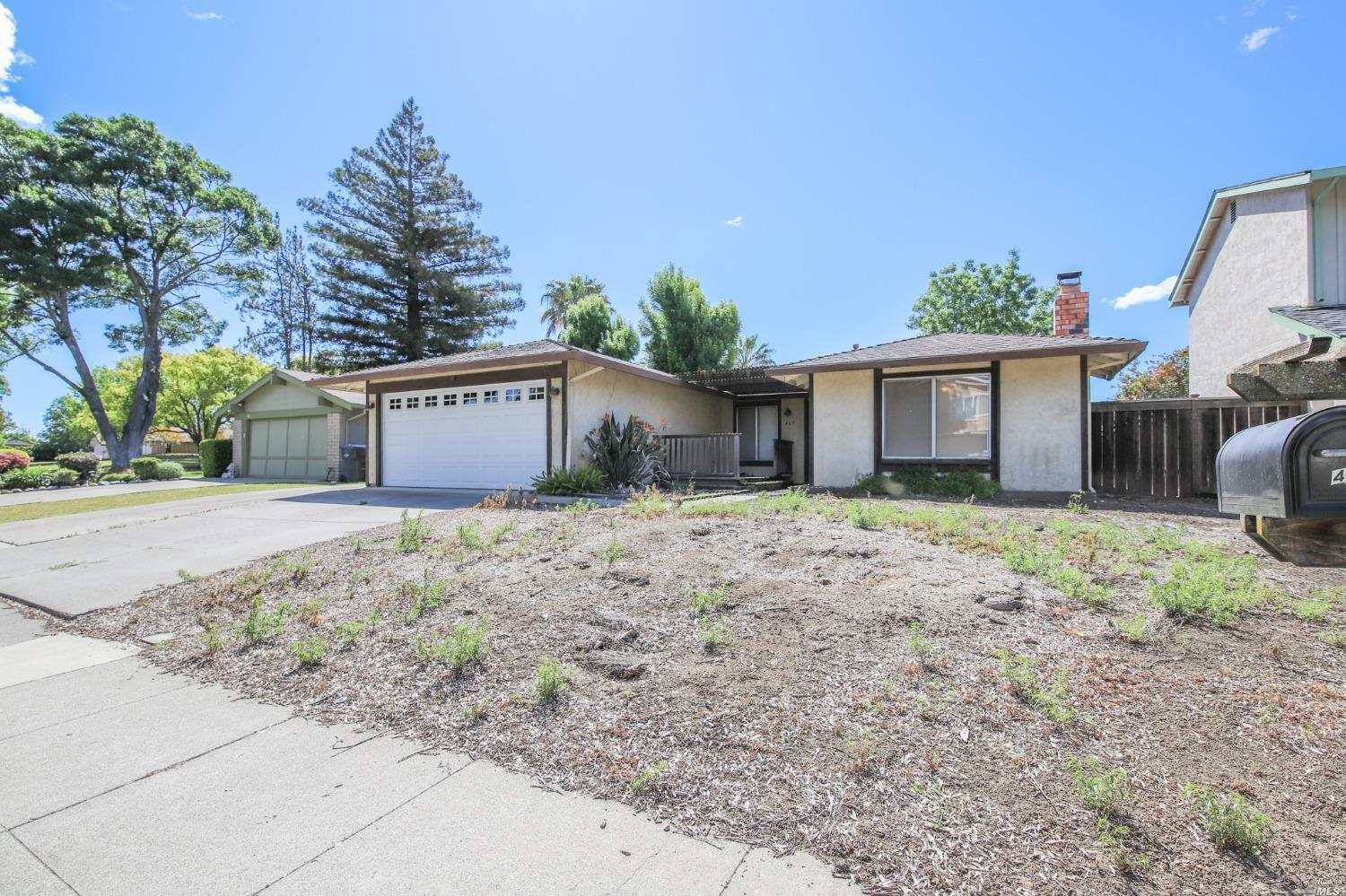 Property Photo:  463 Blakemore Court  CA 94533 