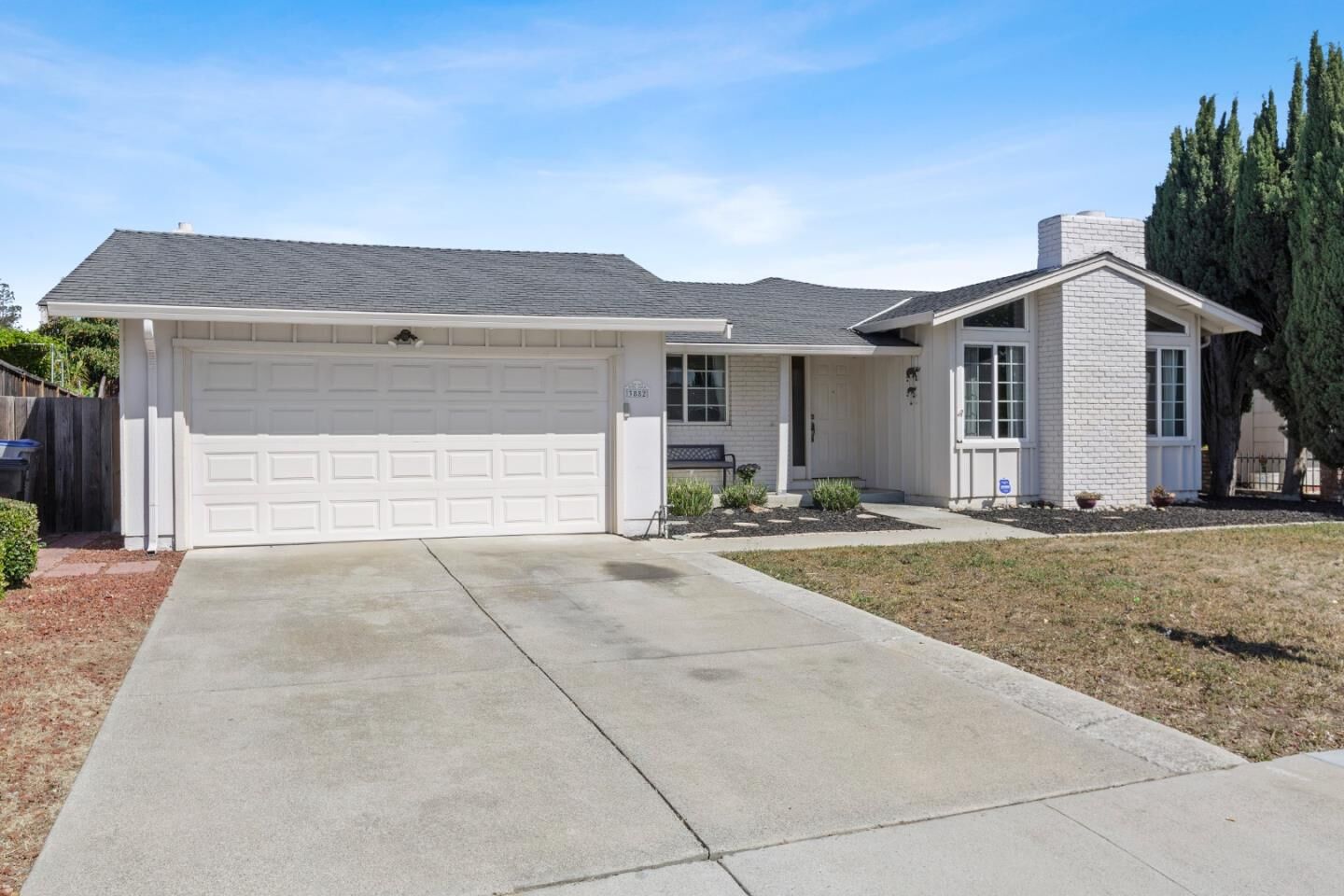 Property Photo: 3882 Glengrove Way CA 95121