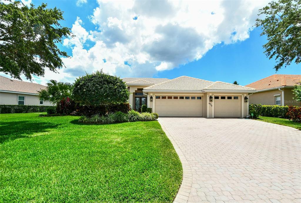 Property Photo:  6724 Coyote Ridge Court  FL 34201 