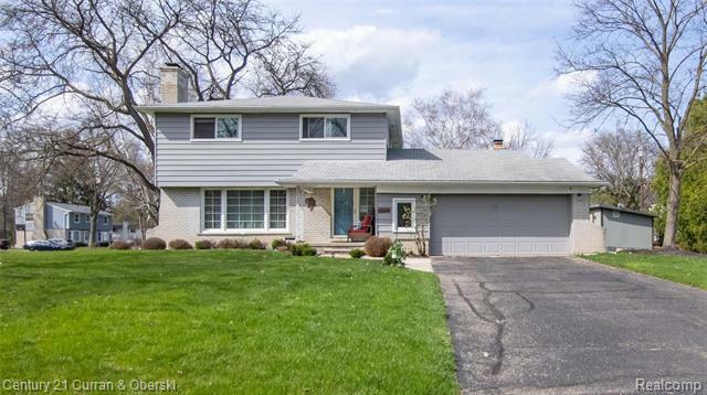 5230 S Pebblecreek Road  West Bloomfield Twp MI 48322 photo