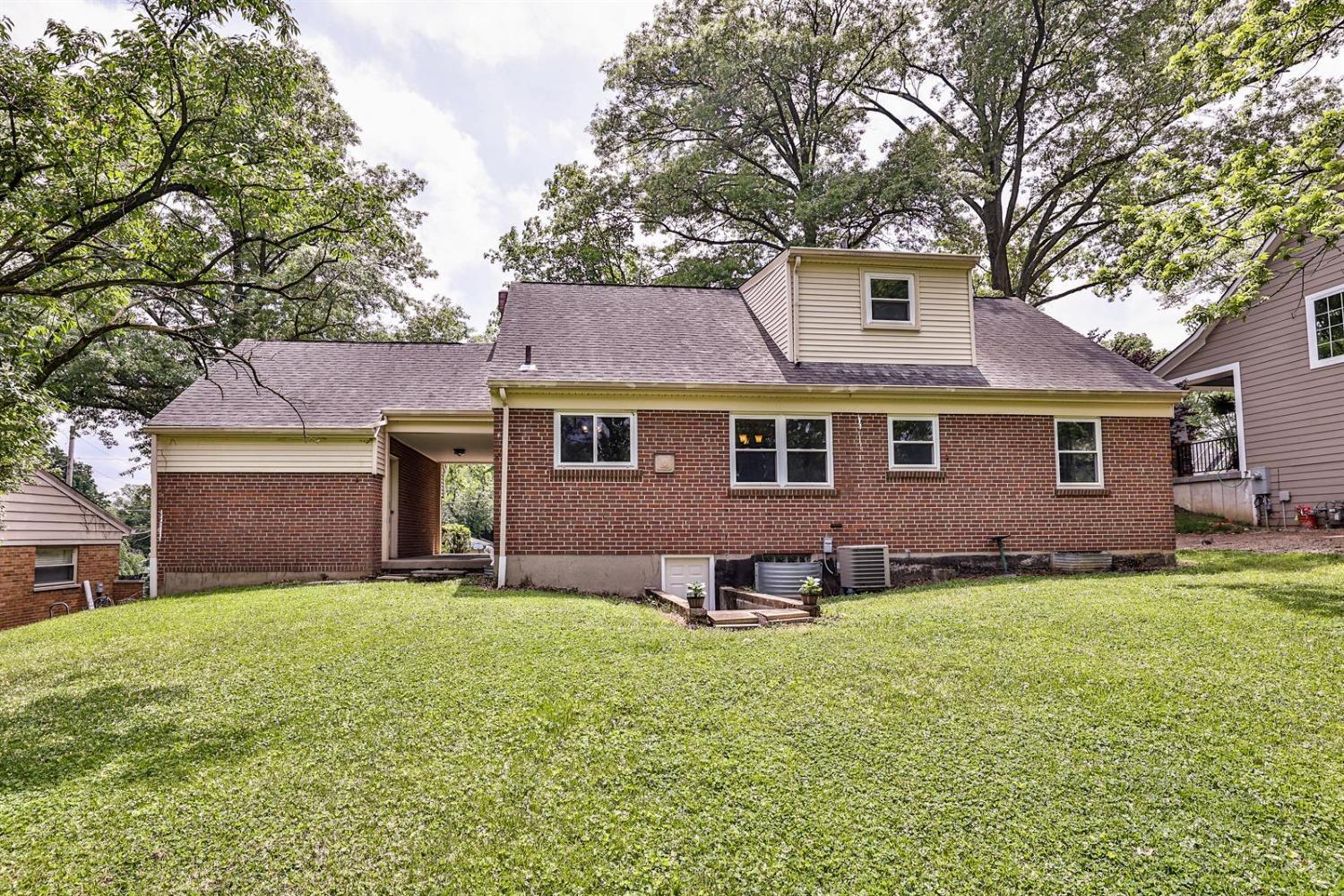 Property Photo: 7350 Mar Del Dr OH 45243