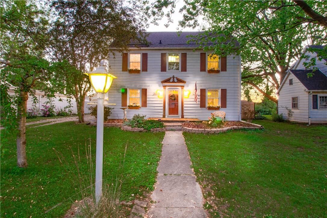 Property Photo:  209 N 35th Street  IL 61938 