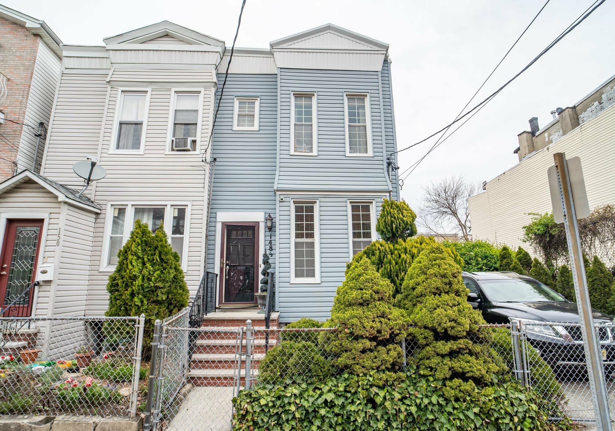 Property Photo:  148.5 Union St  NJ 07304 
