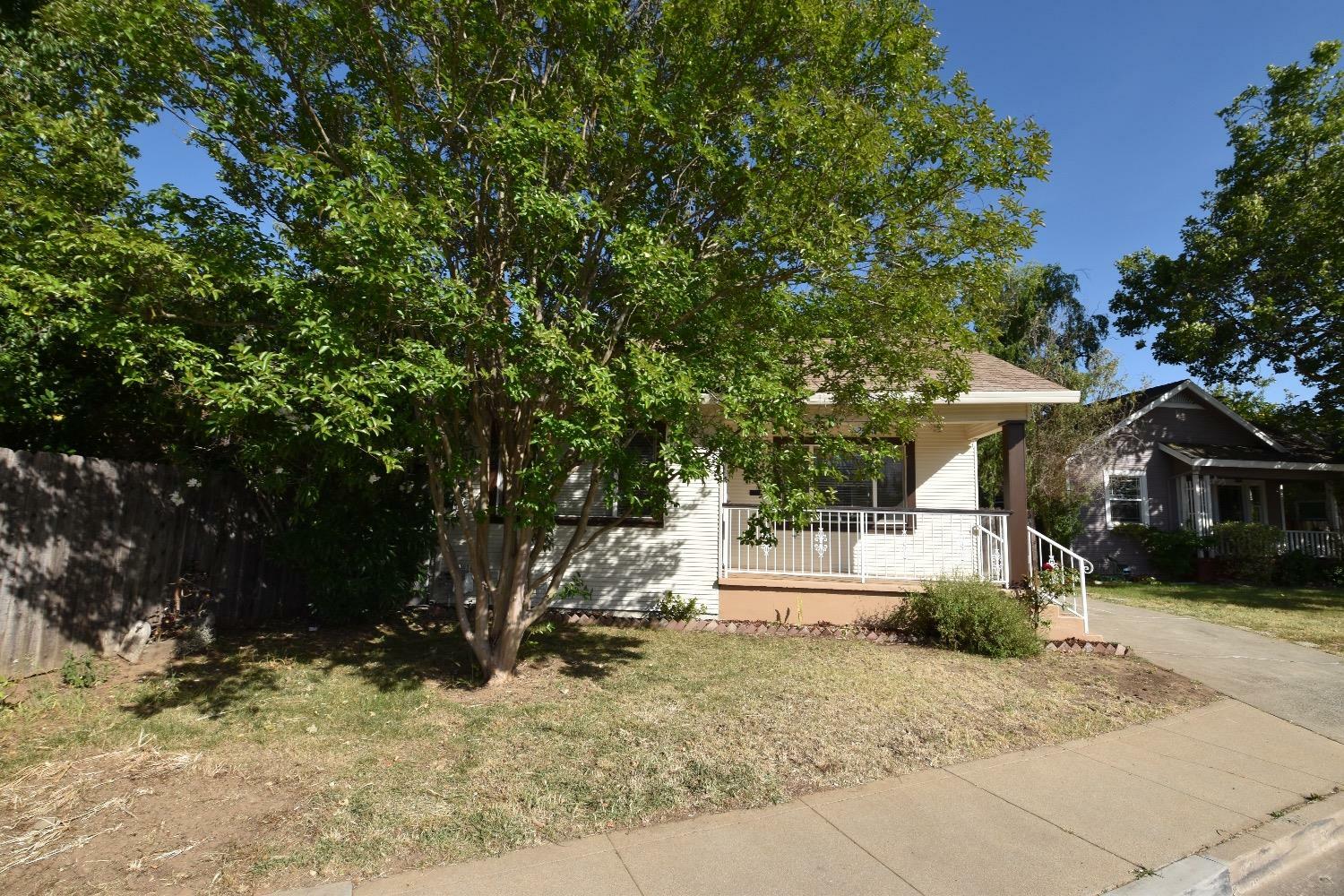 Property Photo:  2411 36th Street  CA 95817 