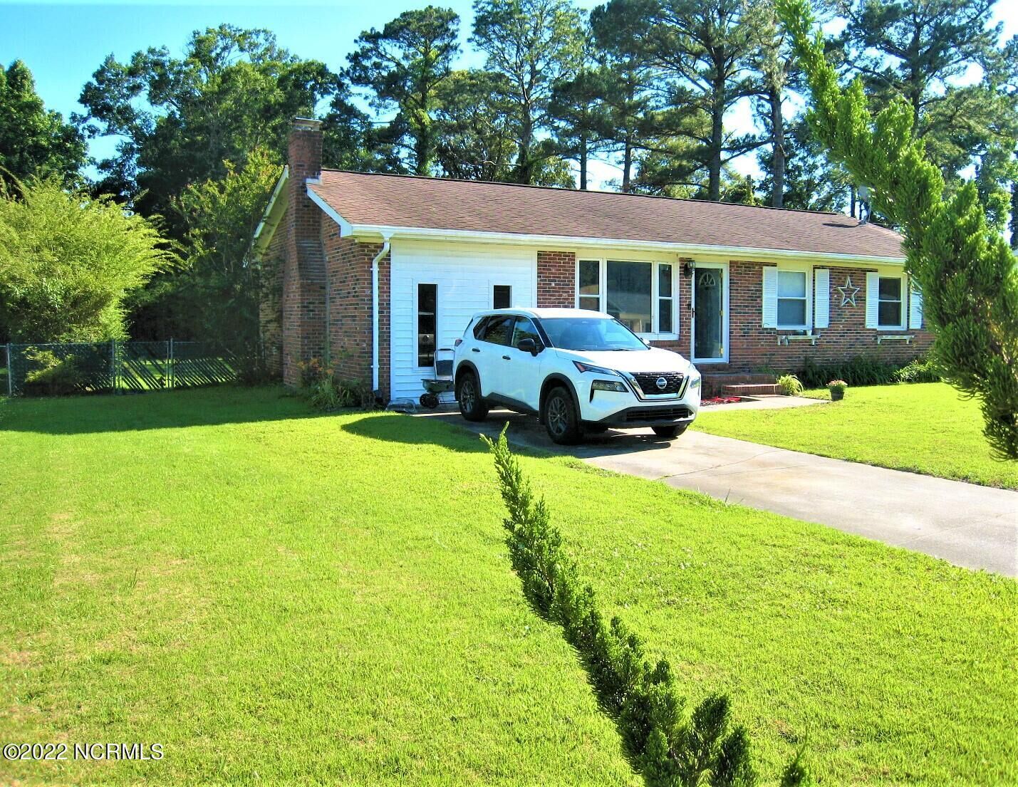 Property Photo:  208 Sheffield Road  NC 28546 