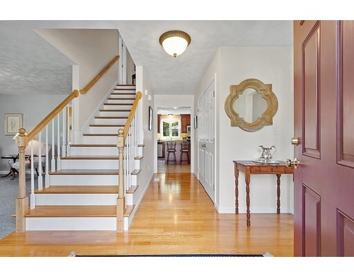 Property Photo: 5 Chisholm Way MA 01887