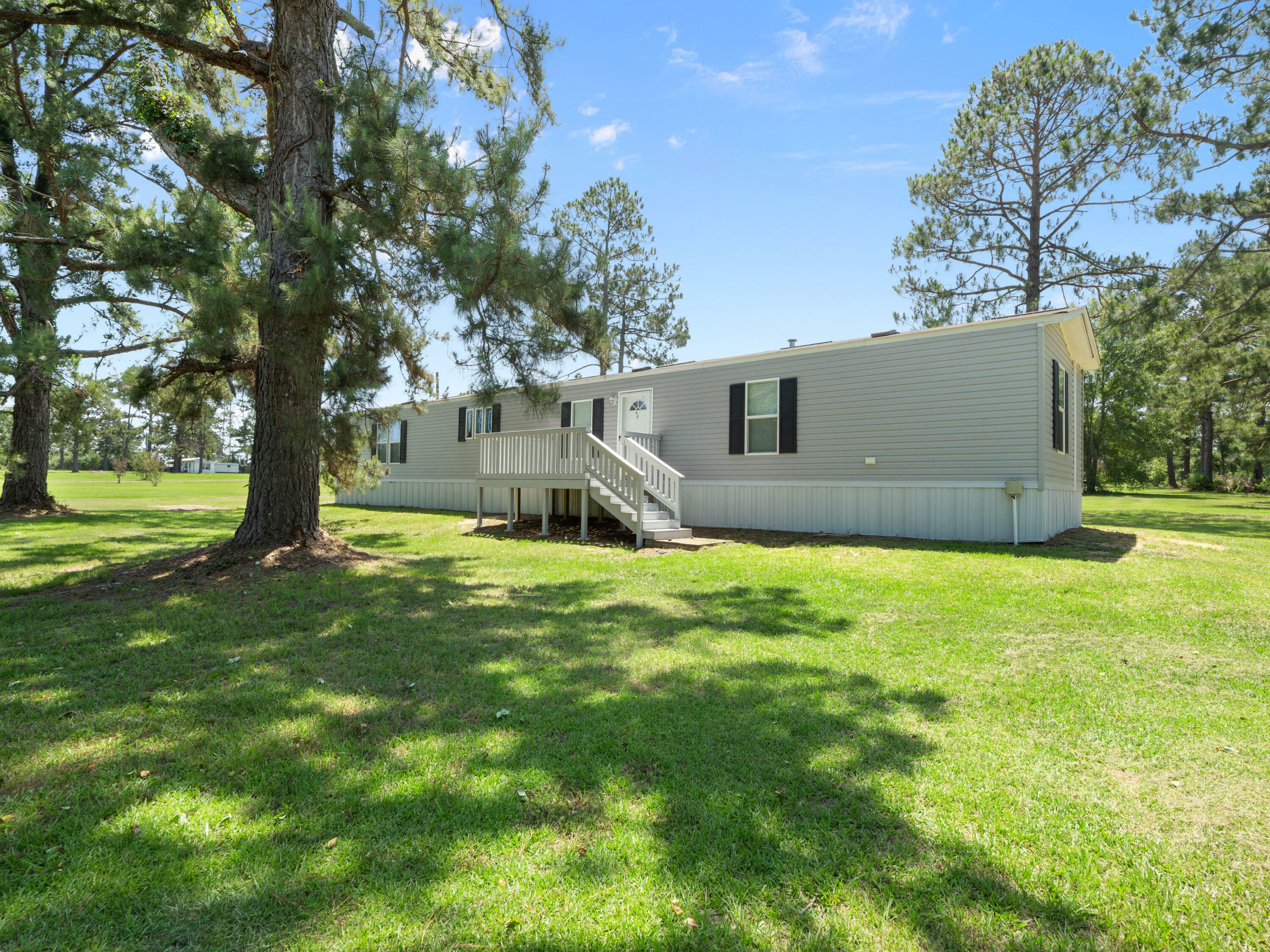 Property Photo:  2846 Smyrna Rd  LA 70634 