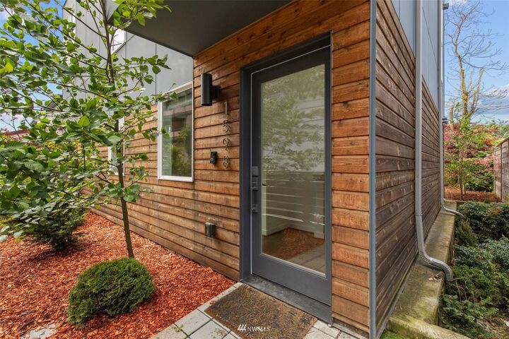 1598 11th Avenue S  Seattle WA 98134 photo