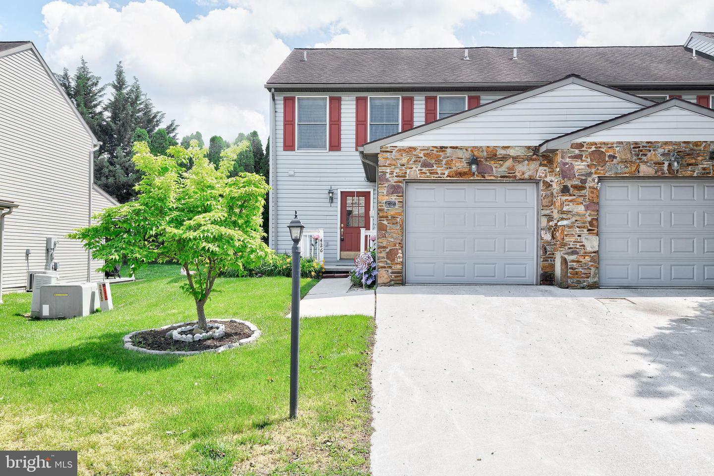 Property Photo:  426 Springbrook Court E-6  PA 17331 