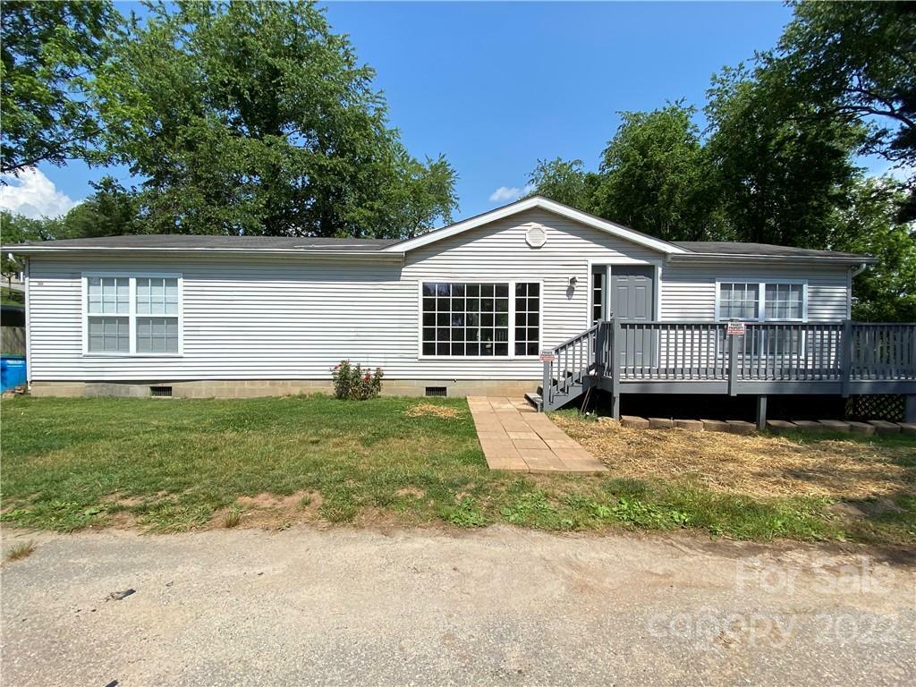 Property Photo:  168 W Oakview Road  NC 28806 