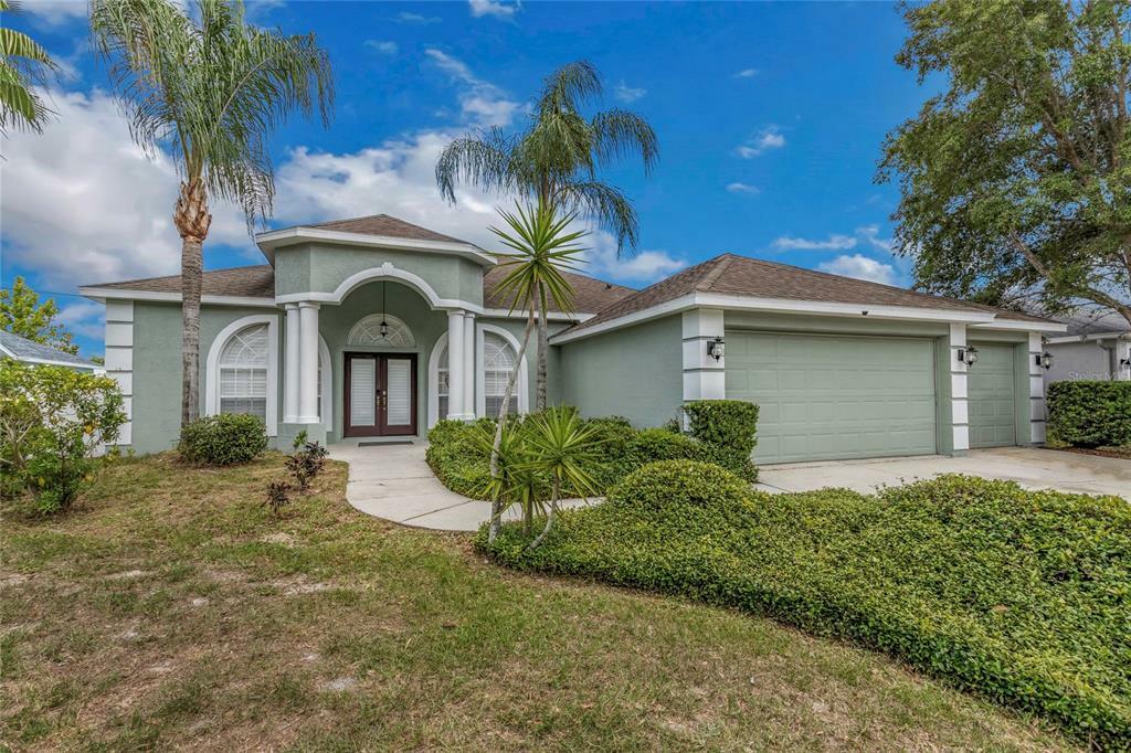 Property Photo:  1838 Canoe Drive  FL 33559 