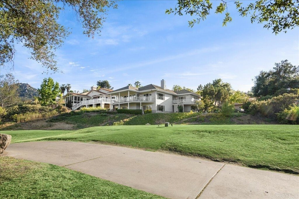 Property Photo:  15431 Vista Vicente Drive  CA 92065 