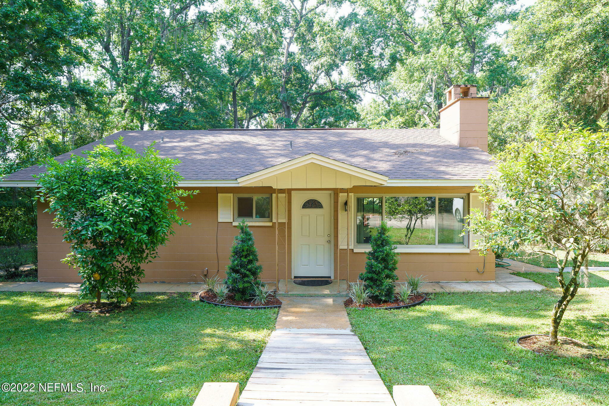 Property Photo:  7153 W R Thomas Road  FL 32656 