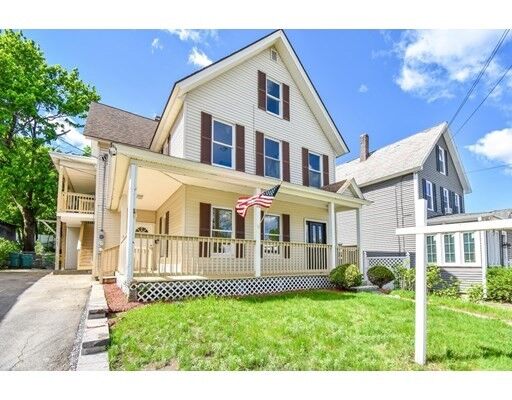 Property Photo:  116 Charles St  MA 01420 