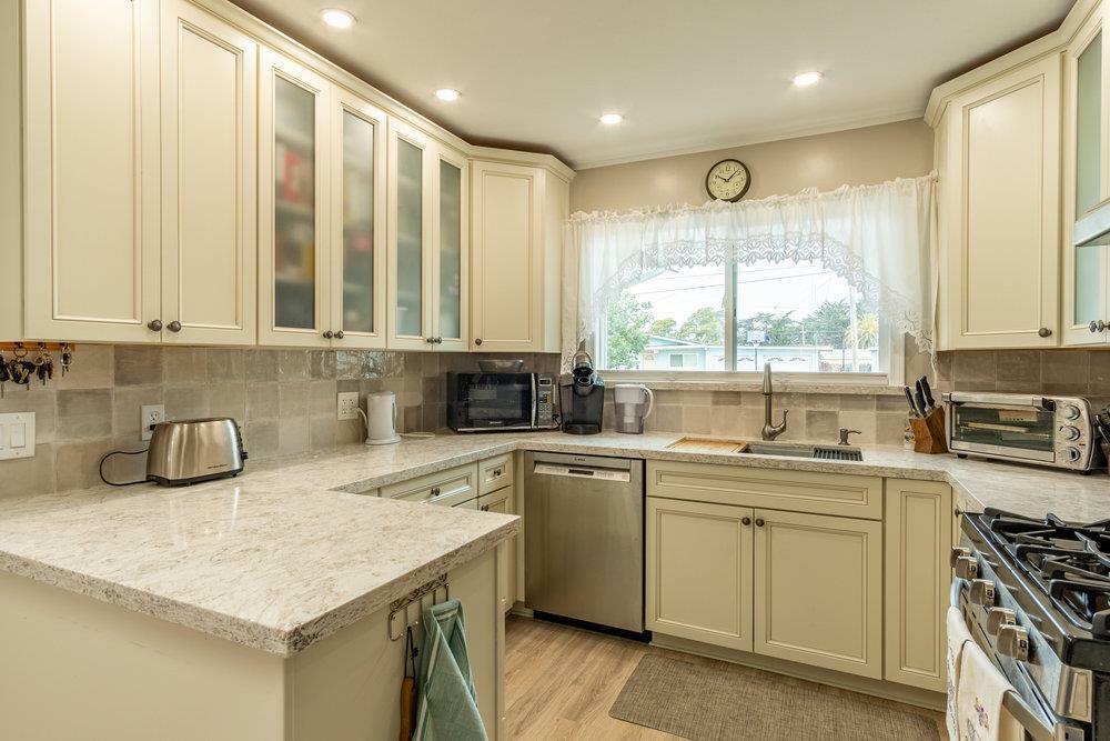 Property Photo:  3108 Redwood Circle  CA 93933 