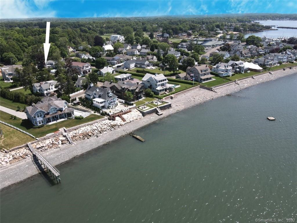 Property Photo: 8 Blackstone Avenue CT 06405