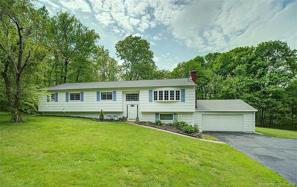 Property Photo:  140 Humiston Drive  CT 06524 