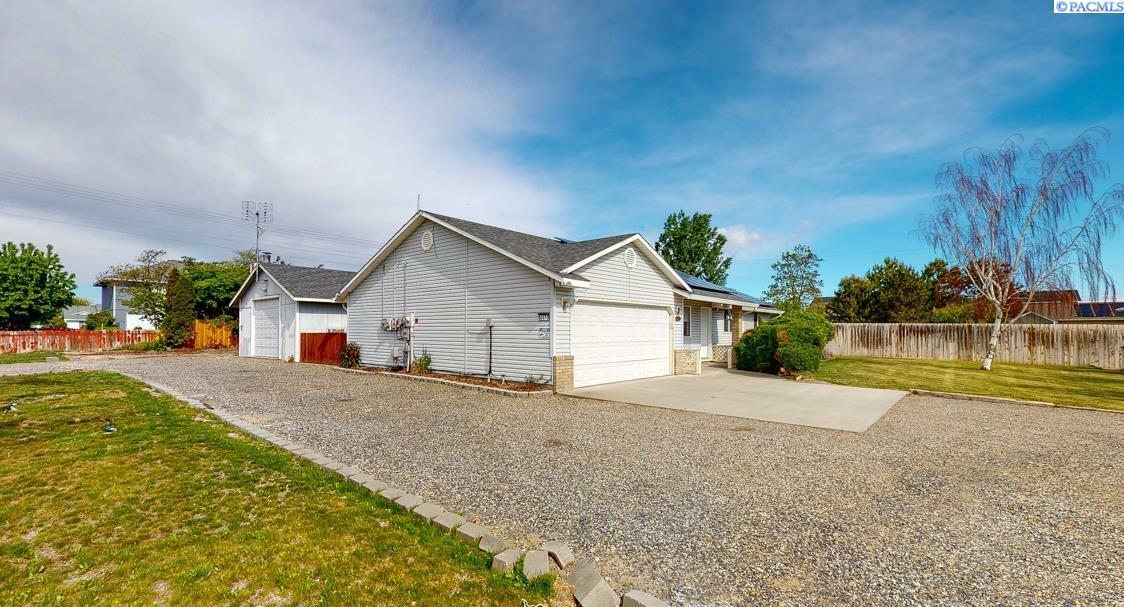 Property Photo:  4570 Mt Adams View Drive  WA 99353 