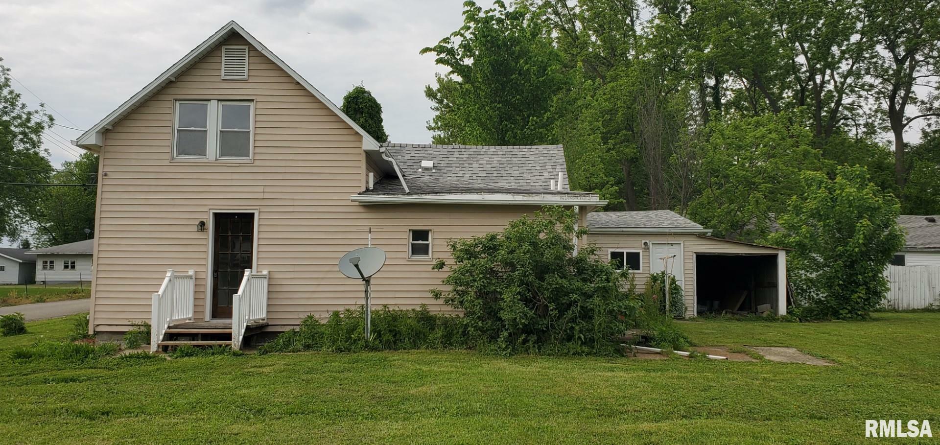 Property Photo:  102 Stanley  IL 61519 