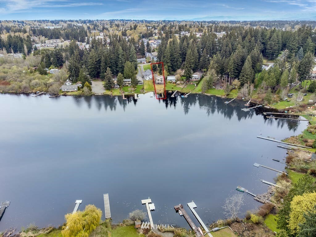 Property Photo:  1430 N Lake Stickney Drive  WA 98087 