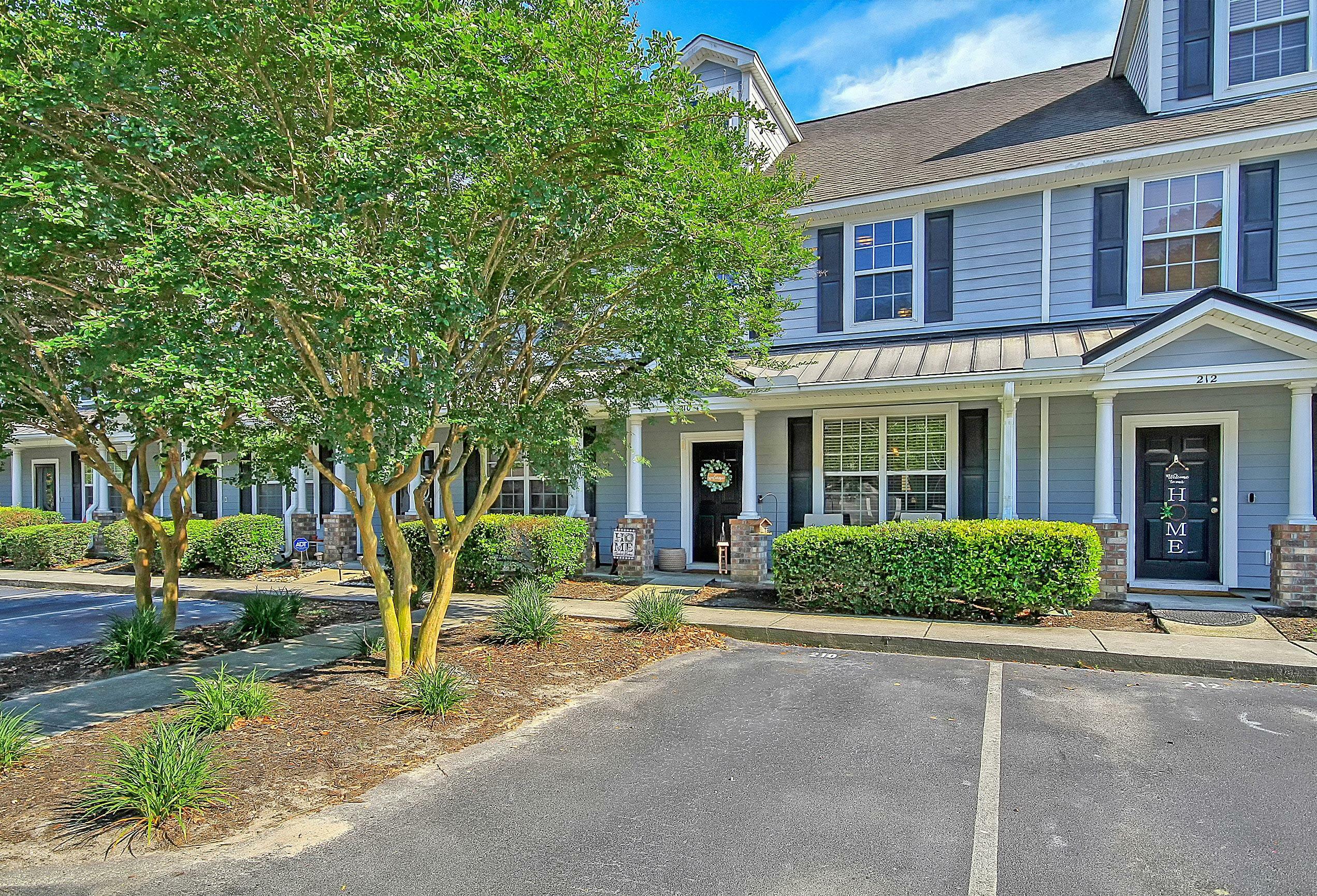 Property Photo:  210 Hemingway Circle  SC 29483 