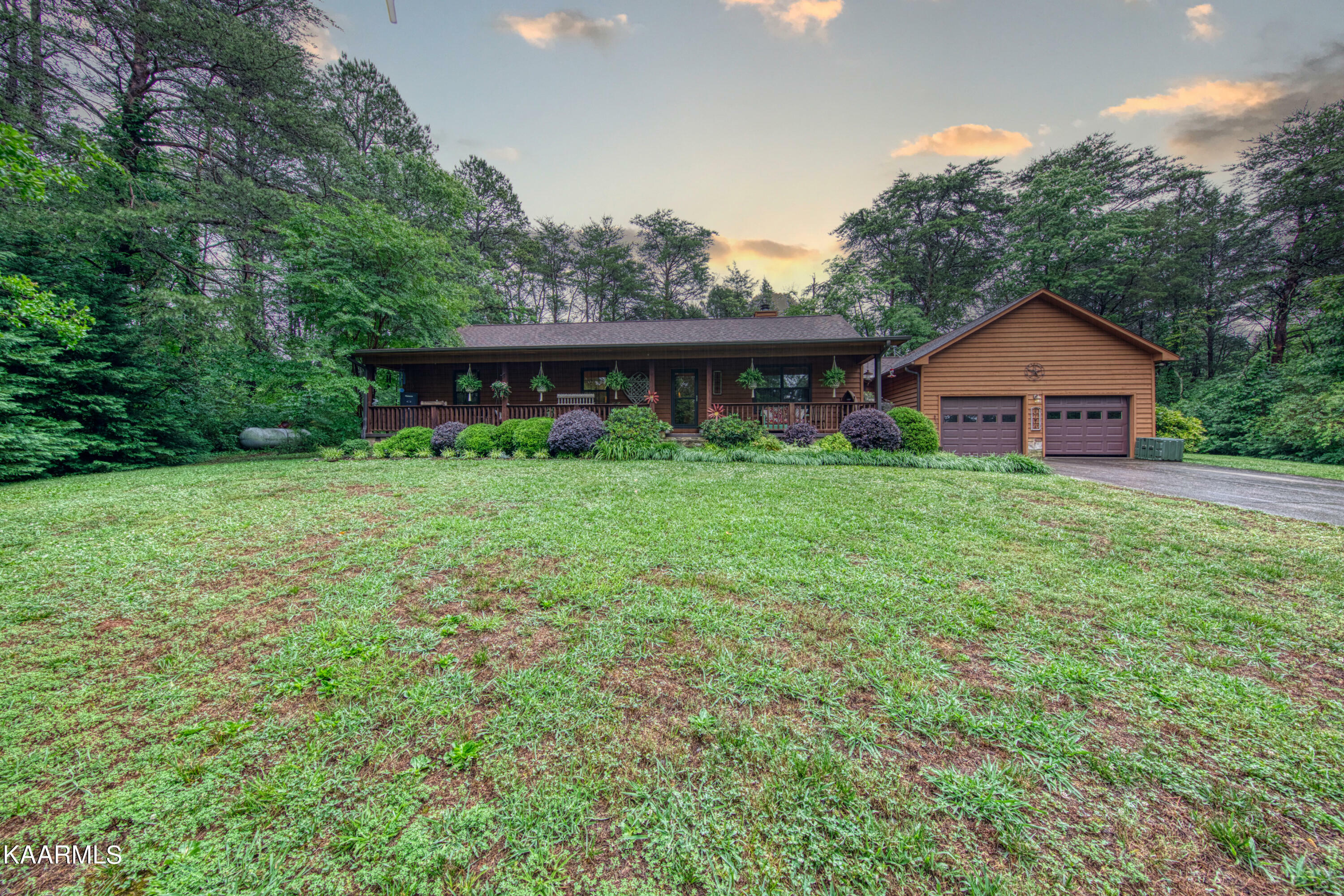 Property Photo:  1025 S Sequoyah Drive  TN 37737 