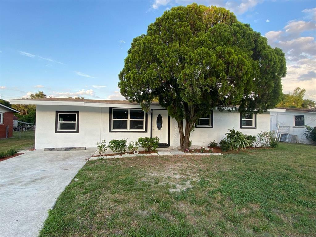 Property Photo:  3004 9th Avenue Drive E  FL 34221 