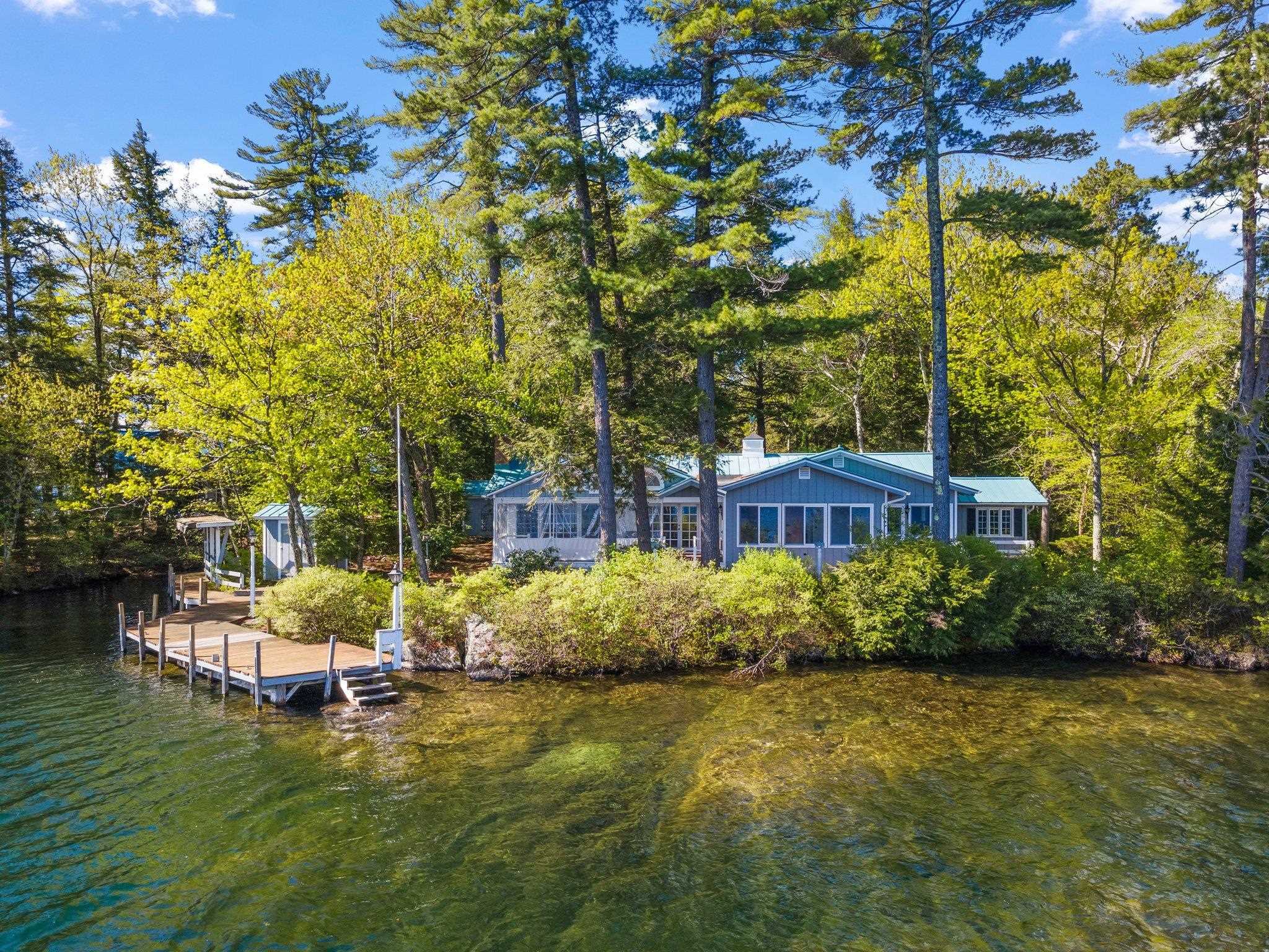 Property Photo:  40 Oak Island Road  NH 03253 