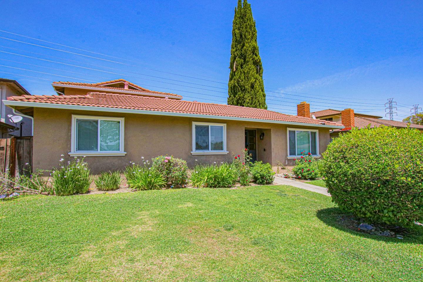 Property Photo:  1975 Harris Avenue  CA 95124 