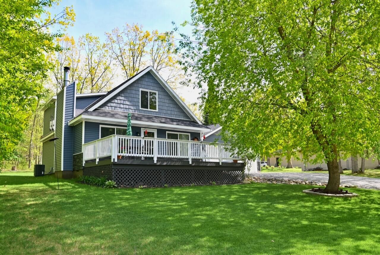 Property Photo: 305 Golfview Drive MI 48653