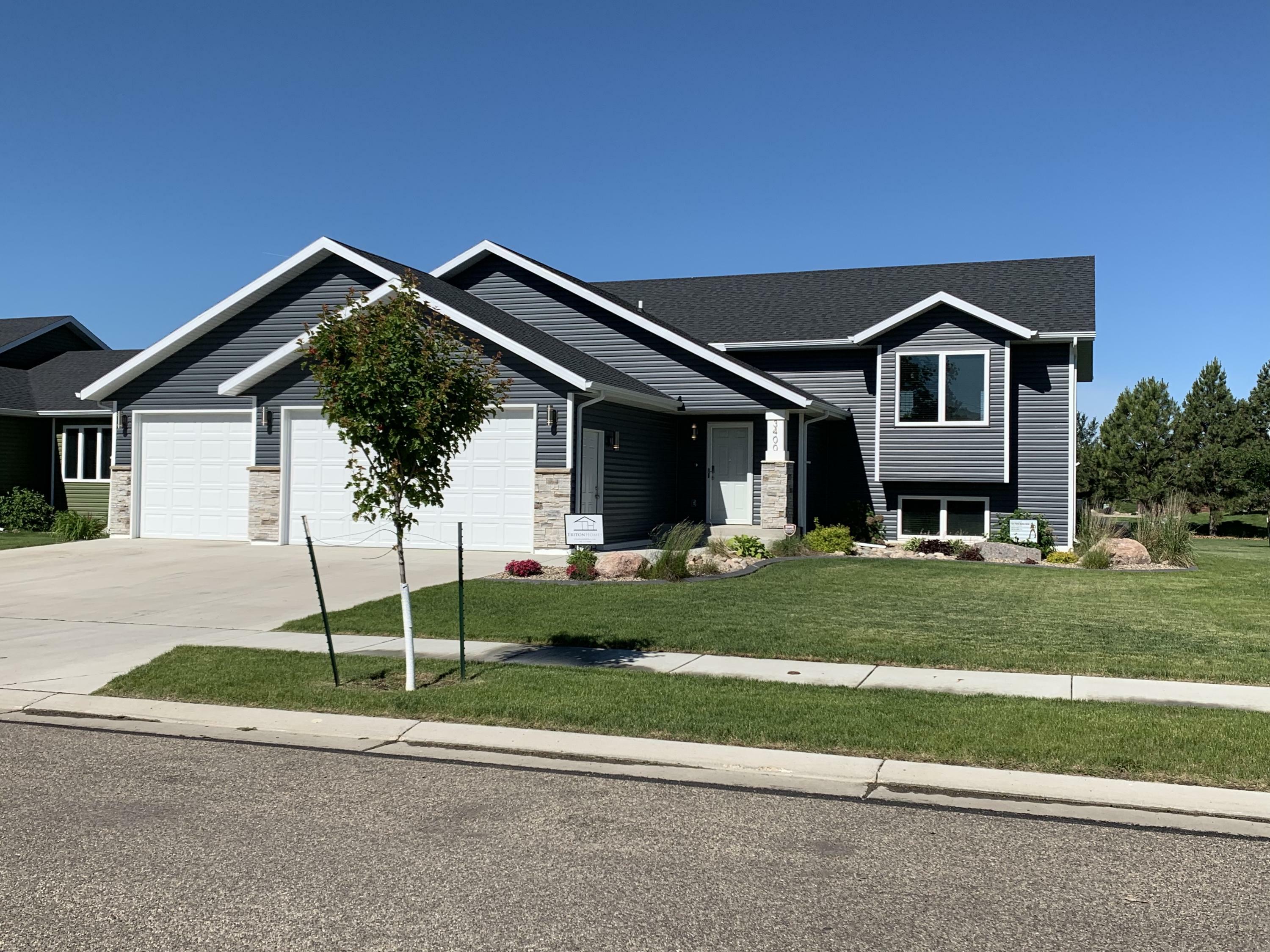 Property Photo:  3400 Meridian Drive  ND 58504 