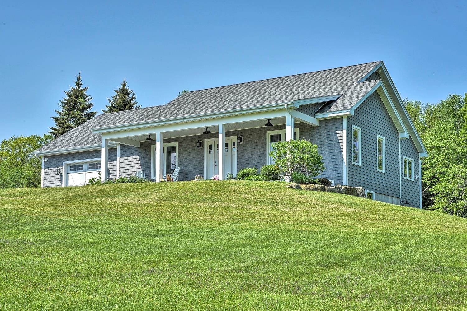 Property Photo:  308 North Road  NH 03608 