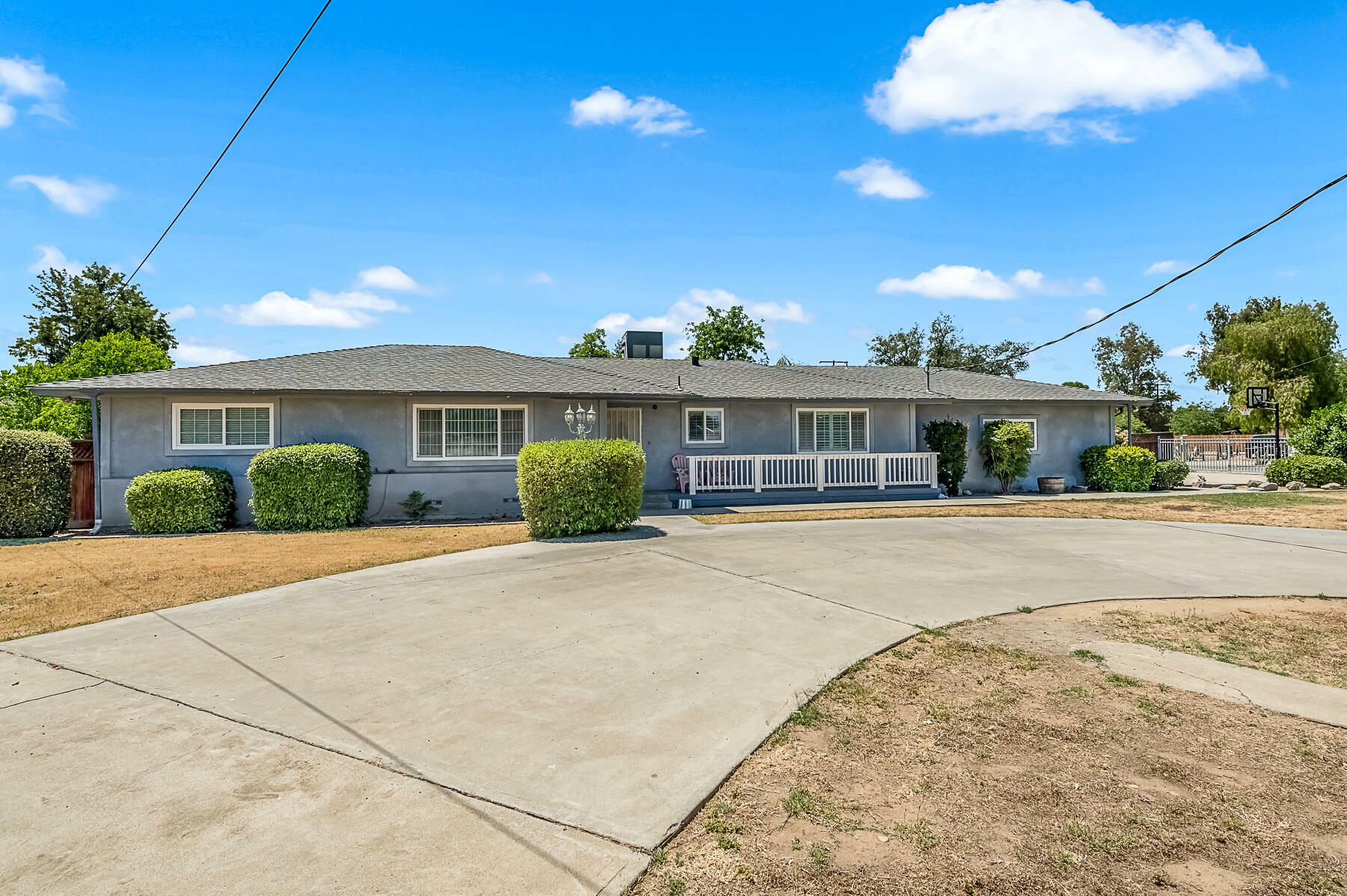 Property Photo:  165 S Anderson Road  CA 93221 