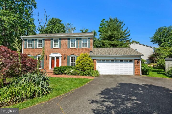 1902 Woodgate  McLean VA 22101 photo