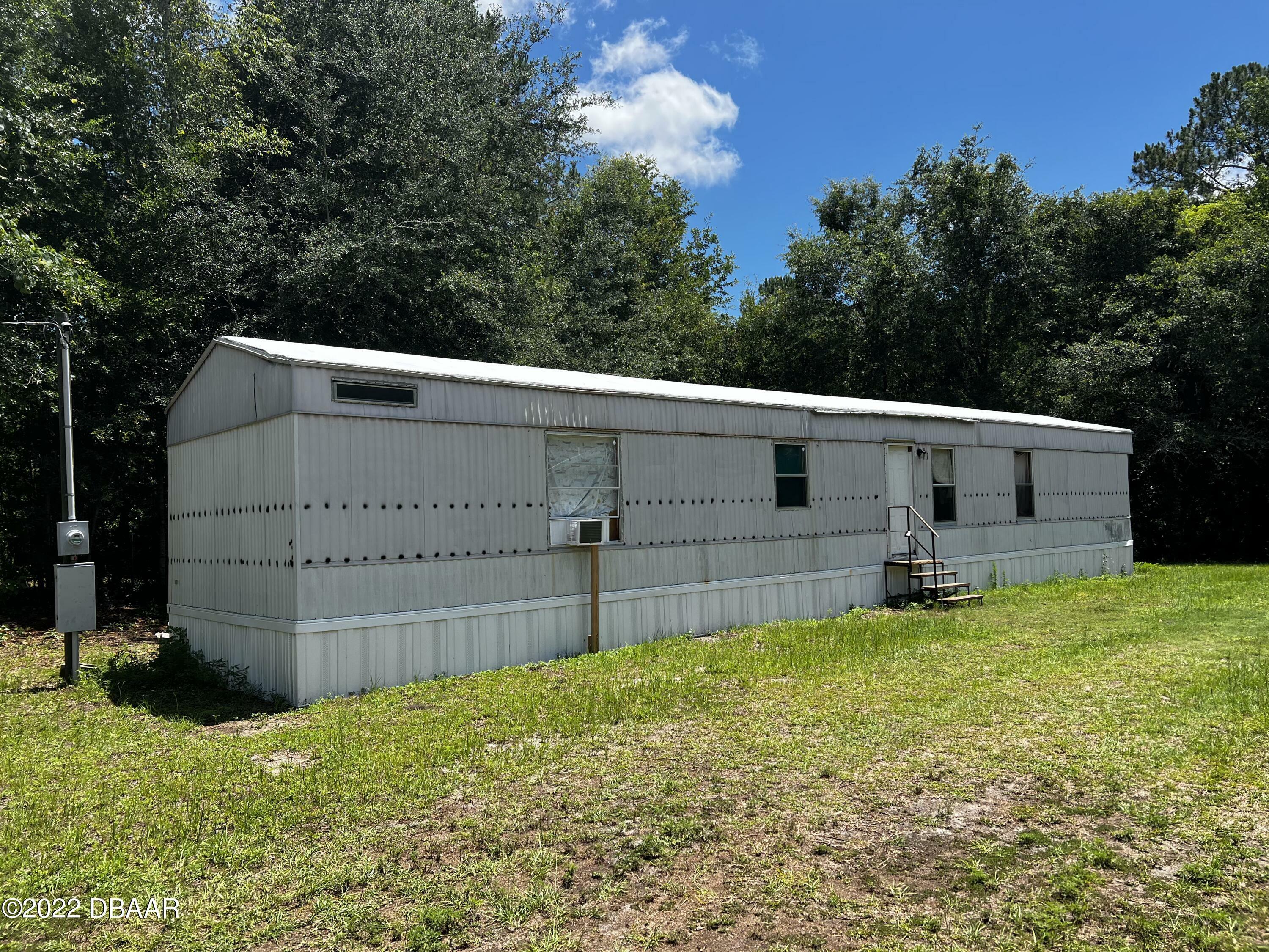 Property Photo:  1670 177th Road  FL 32060 