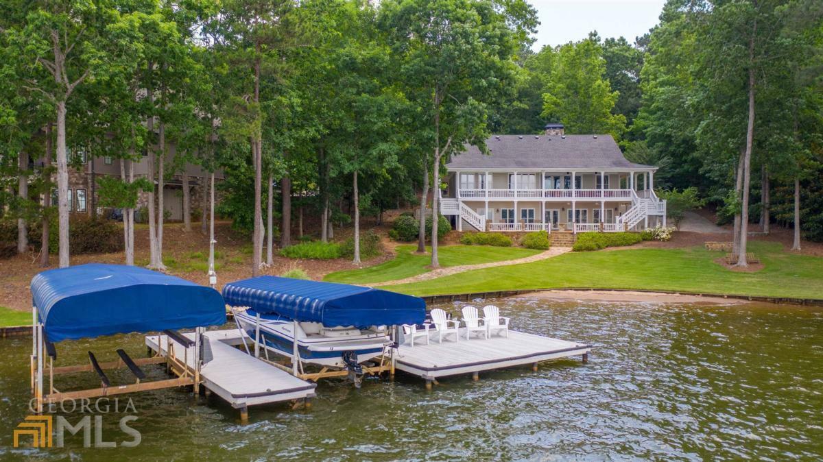 Property Photo: 1121 Cory Circle GA 30642