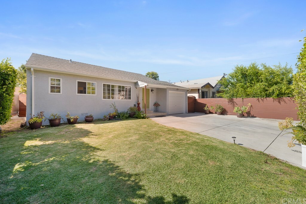 Property Photo: 4841 Malta Street CA 90042