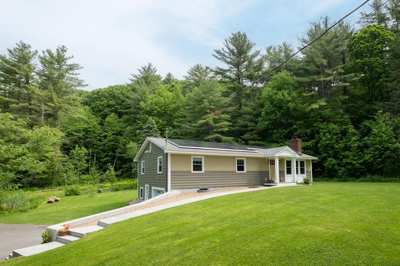 Property Photo:  233 South Road  NH 03833 