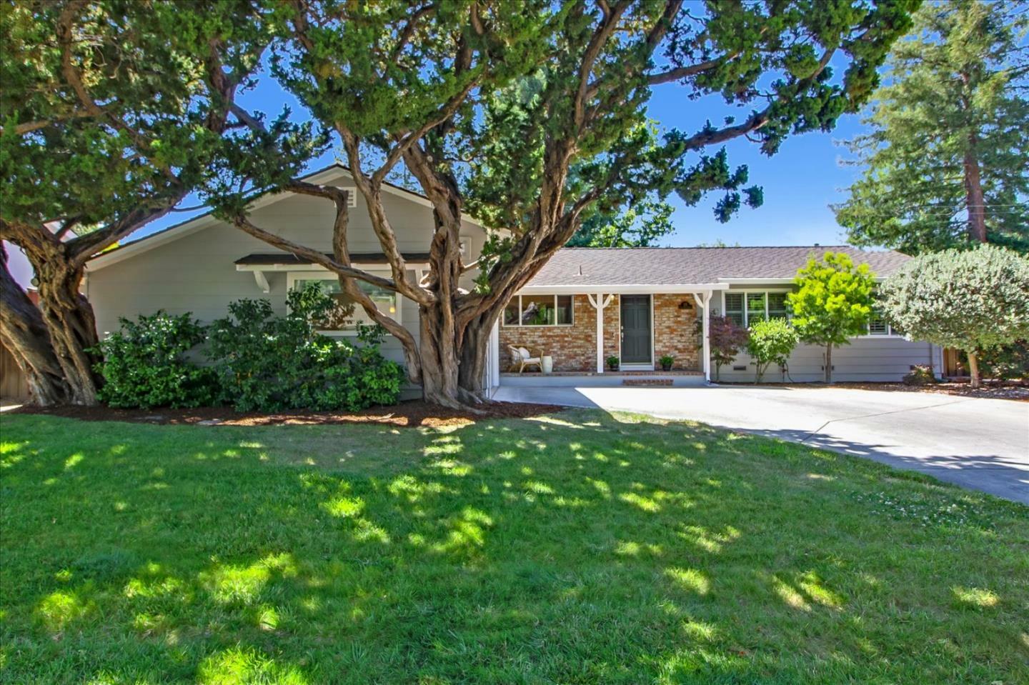 Property Photo:  115 Vista Del Campo  CA 95030 